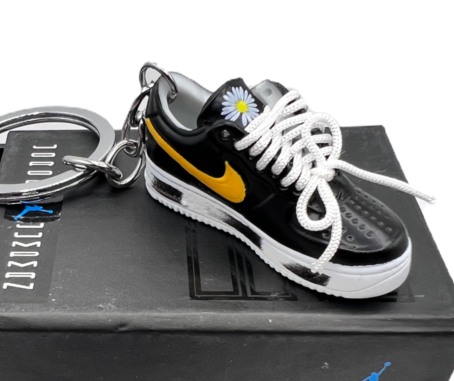 【G-Dragon Limited Edition Yellow】Air Force 1 Shoe Keychain image 1