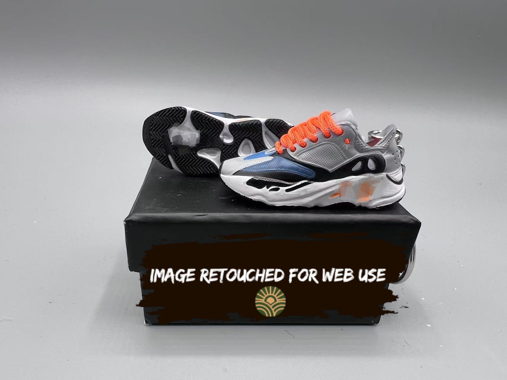 1:6 Mini Sneaker Keychain – YZY 700 Style "Runner Orange Lace"