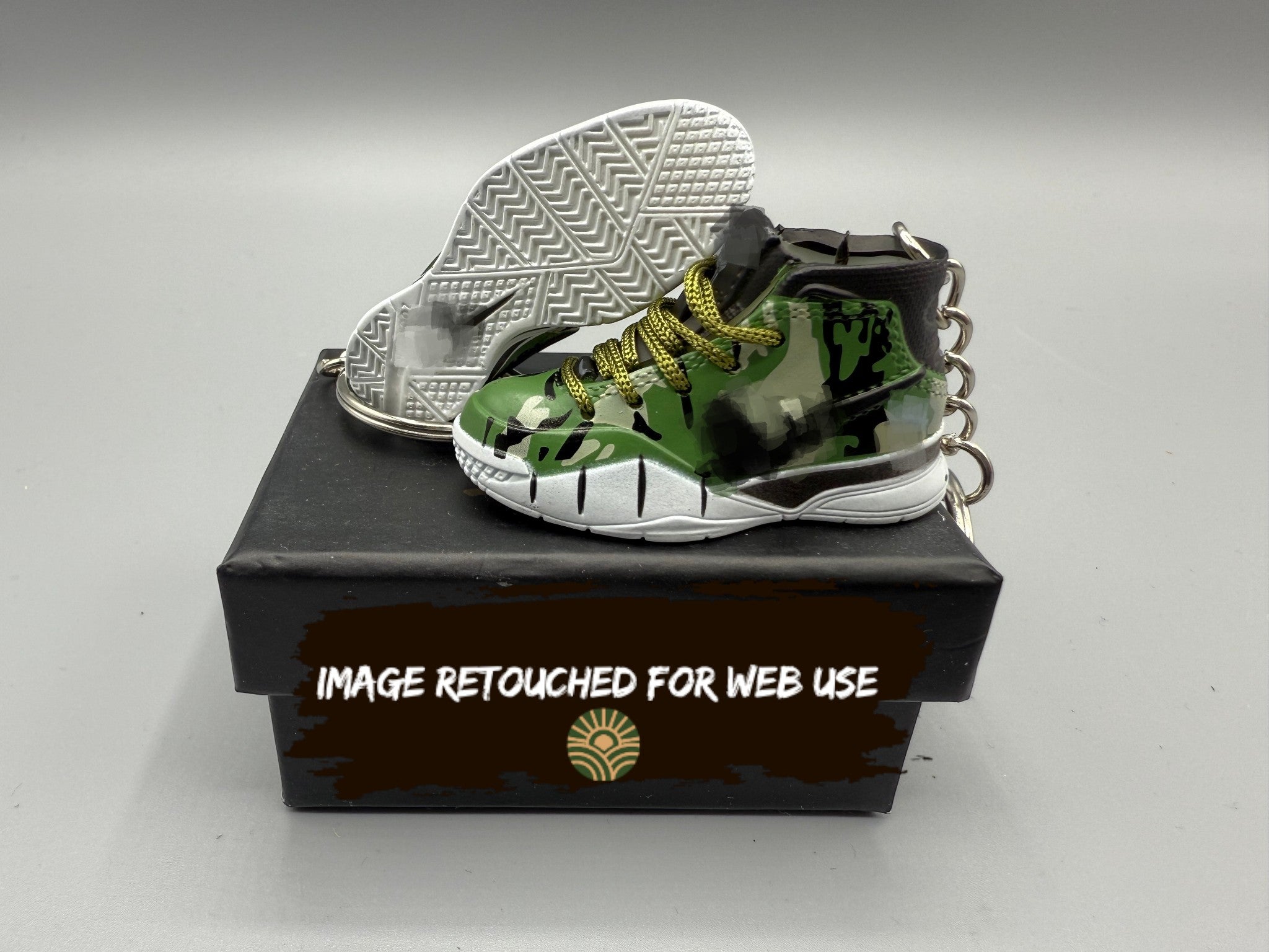 1:6 Mini Sneaker Keychain – Mamba Style “Jungle Camo”
