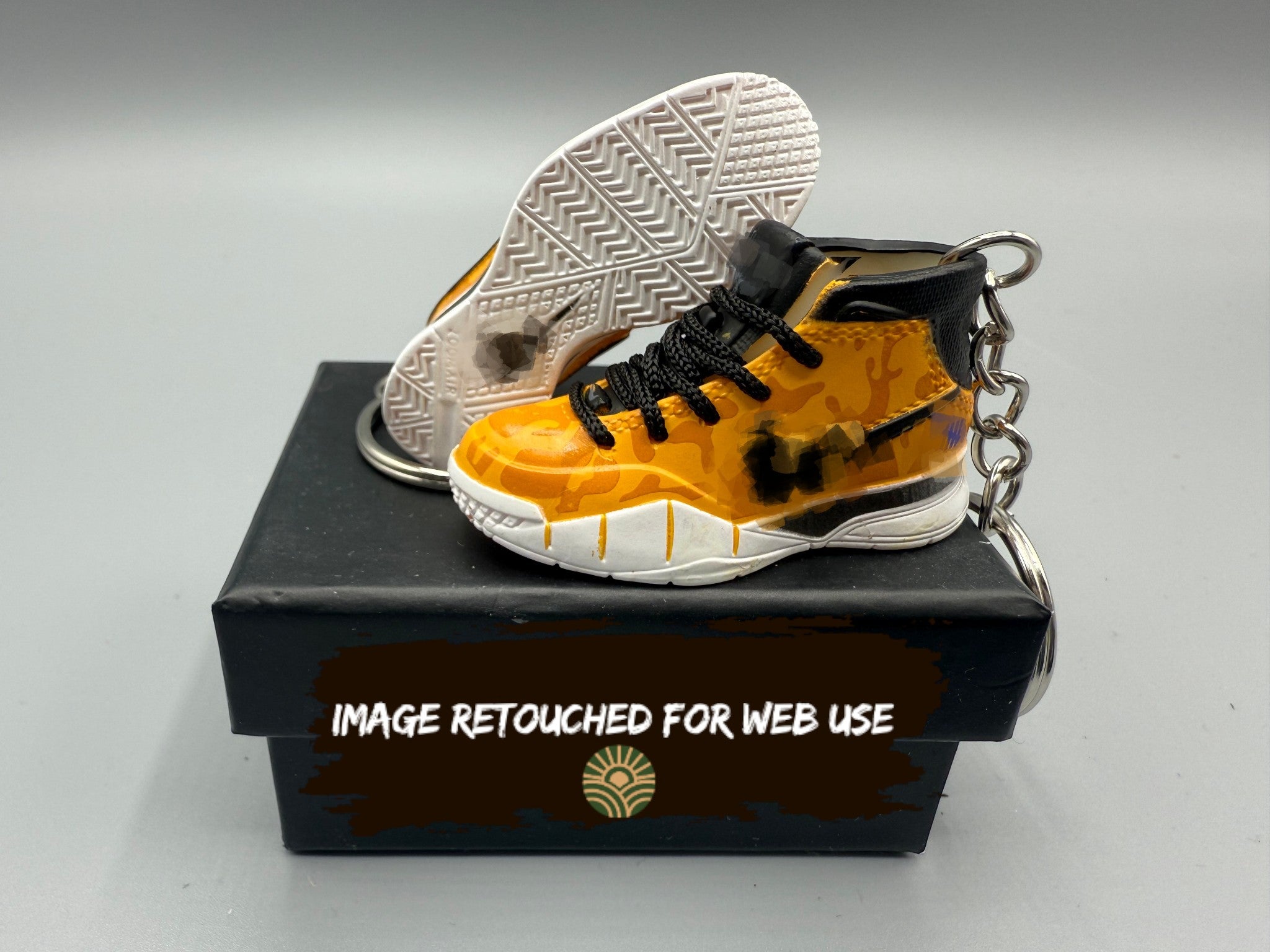 1:6 Mini Sneaker Keychain – Mamba Style “Yellow Camo”