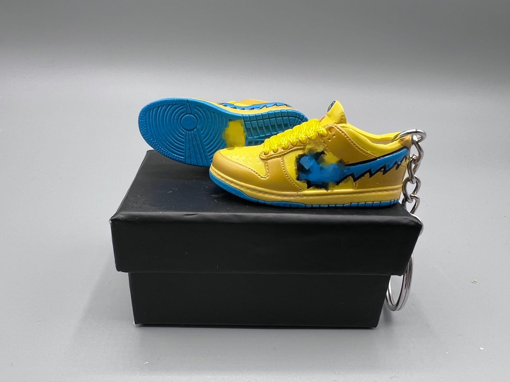 1:6 Scale Mini Sneaker – "Yellow Bear Style"