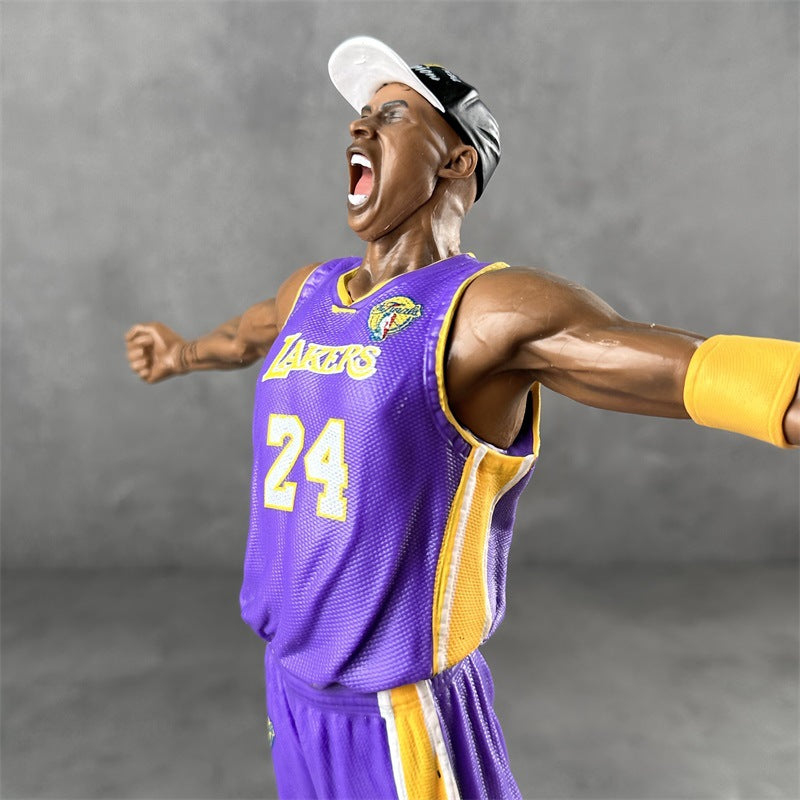 NBA Star Roar Kobe Figure Statue
