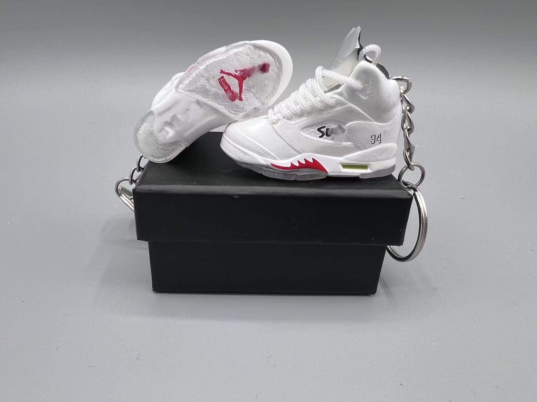 "Street Box White Style” | Model J5