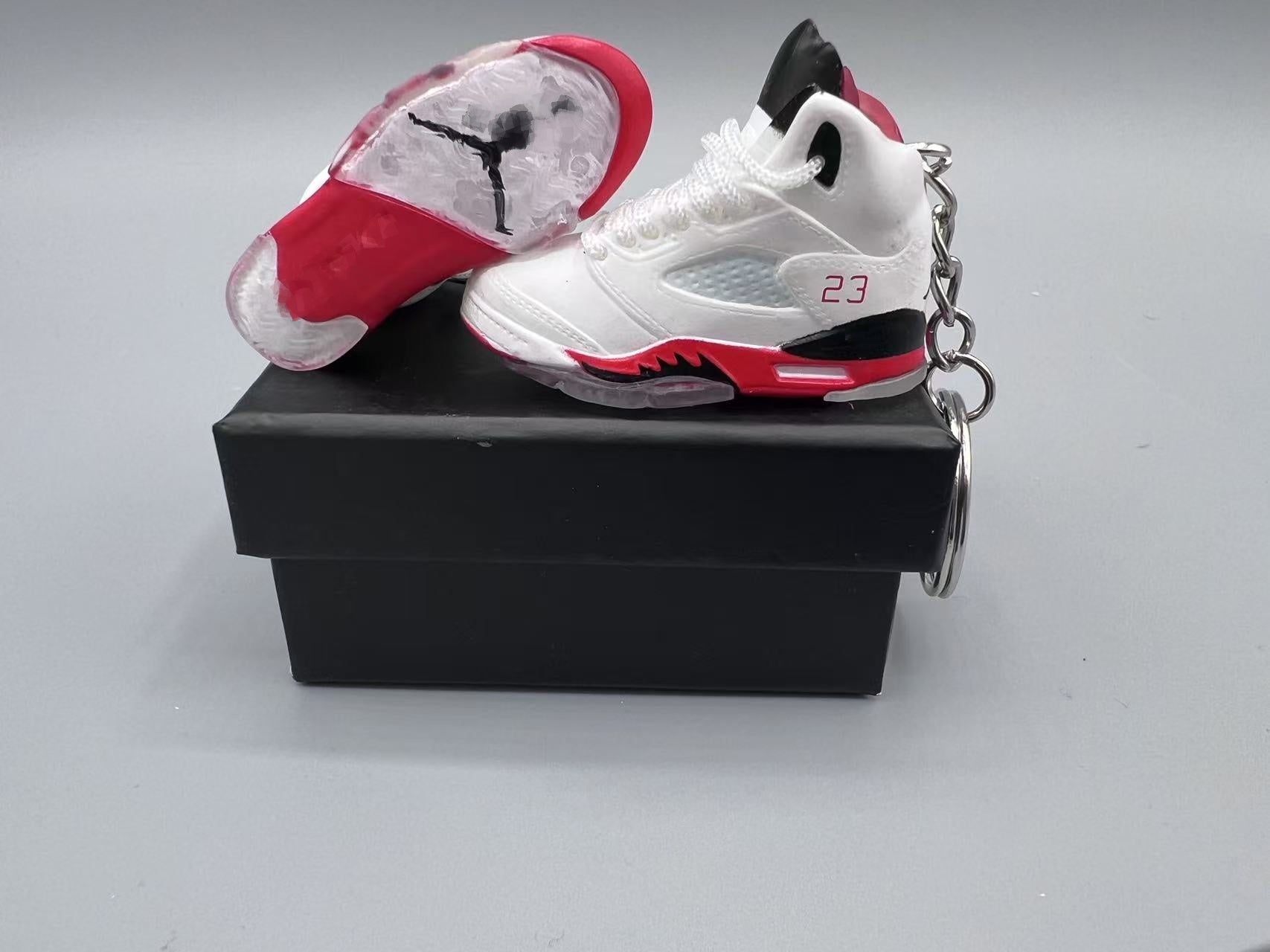 “Fire Red Black Tongue Style” | Model J5