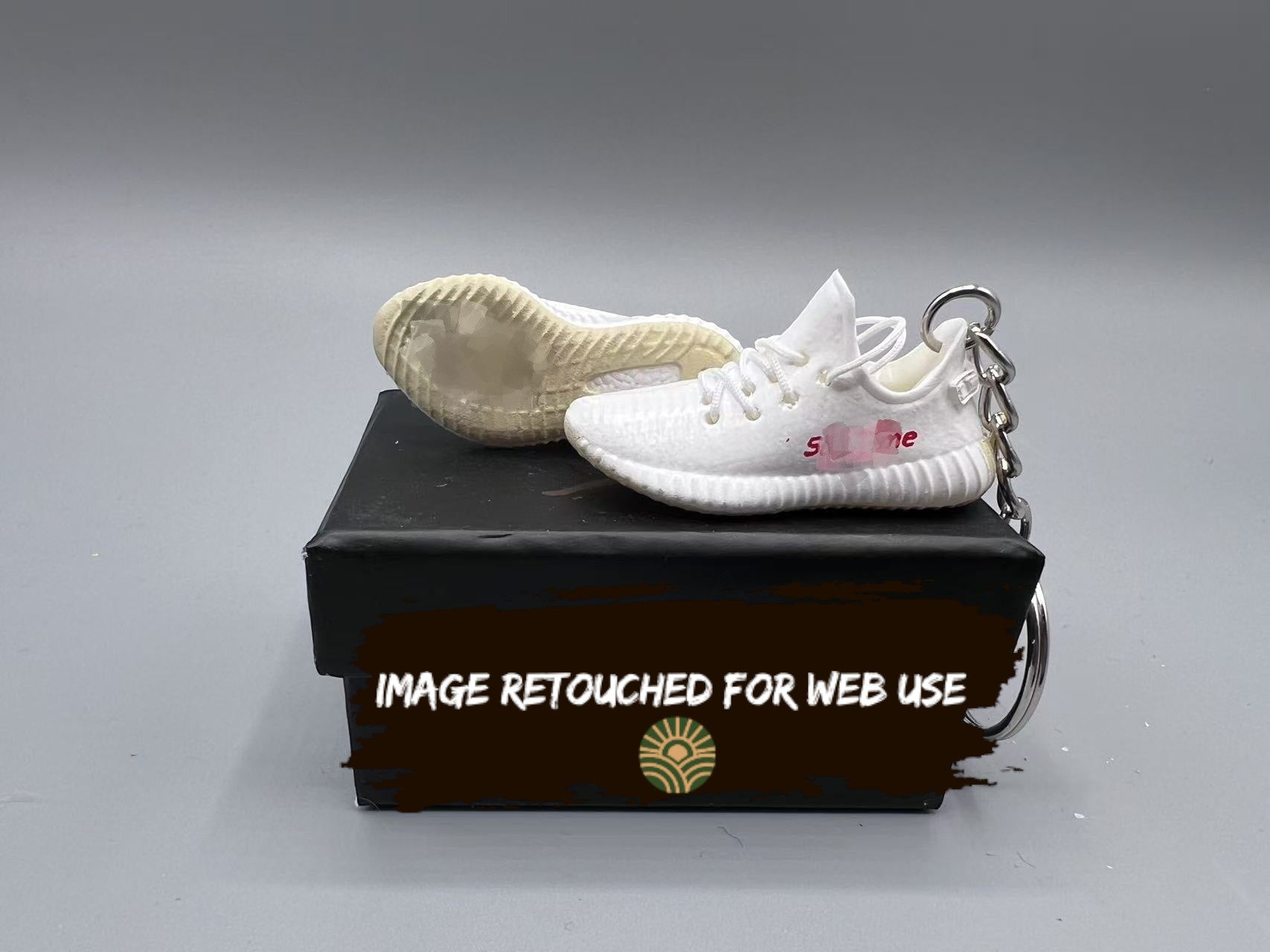 1:6 Mini Sneaker Keychain – YZY 350 Style "Triple White Sup"