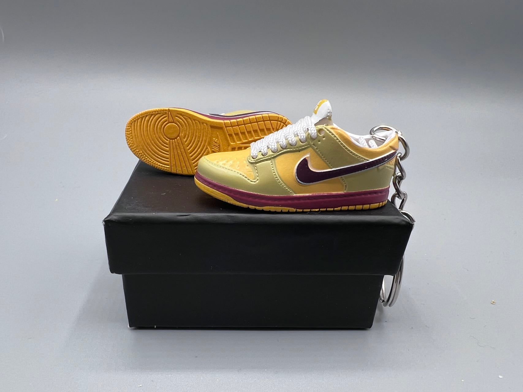 1:6 Scale Mini Sneaker – “Yellow/Brown Lobs”