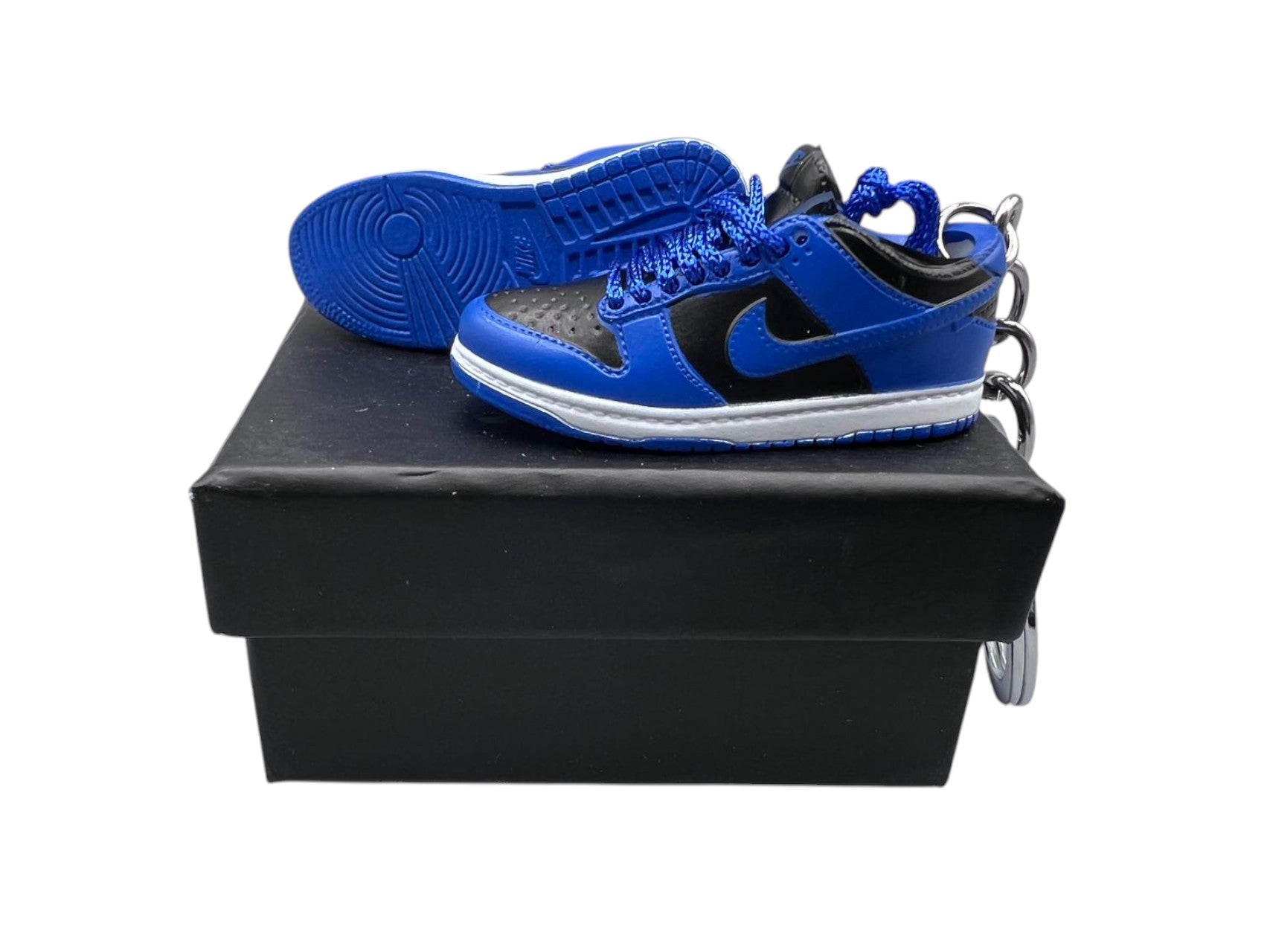 【Hyper Cobalt】SB Dunk Shoe Keychain image 0