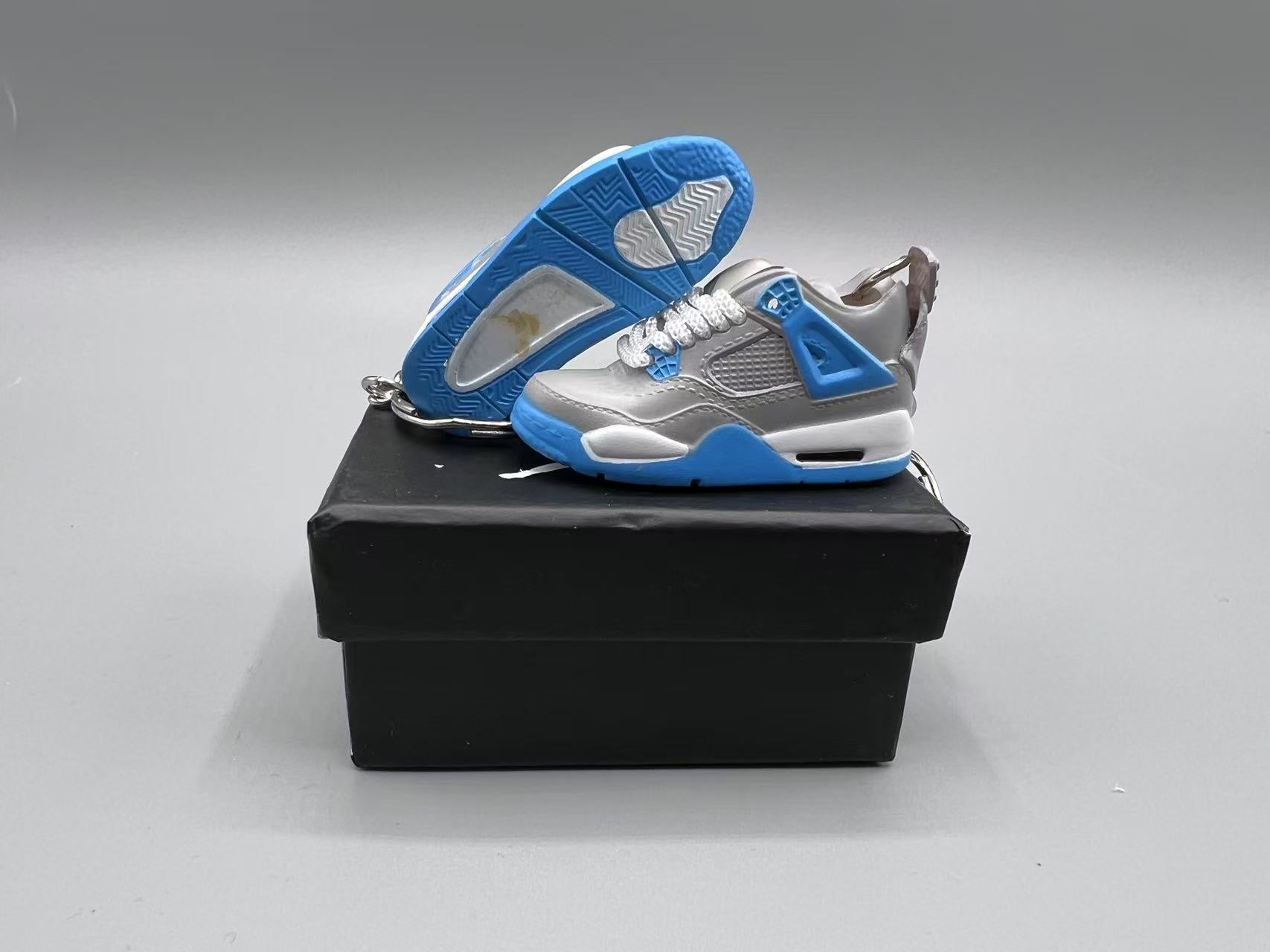 “Frosted Mist Blue” | Model J4