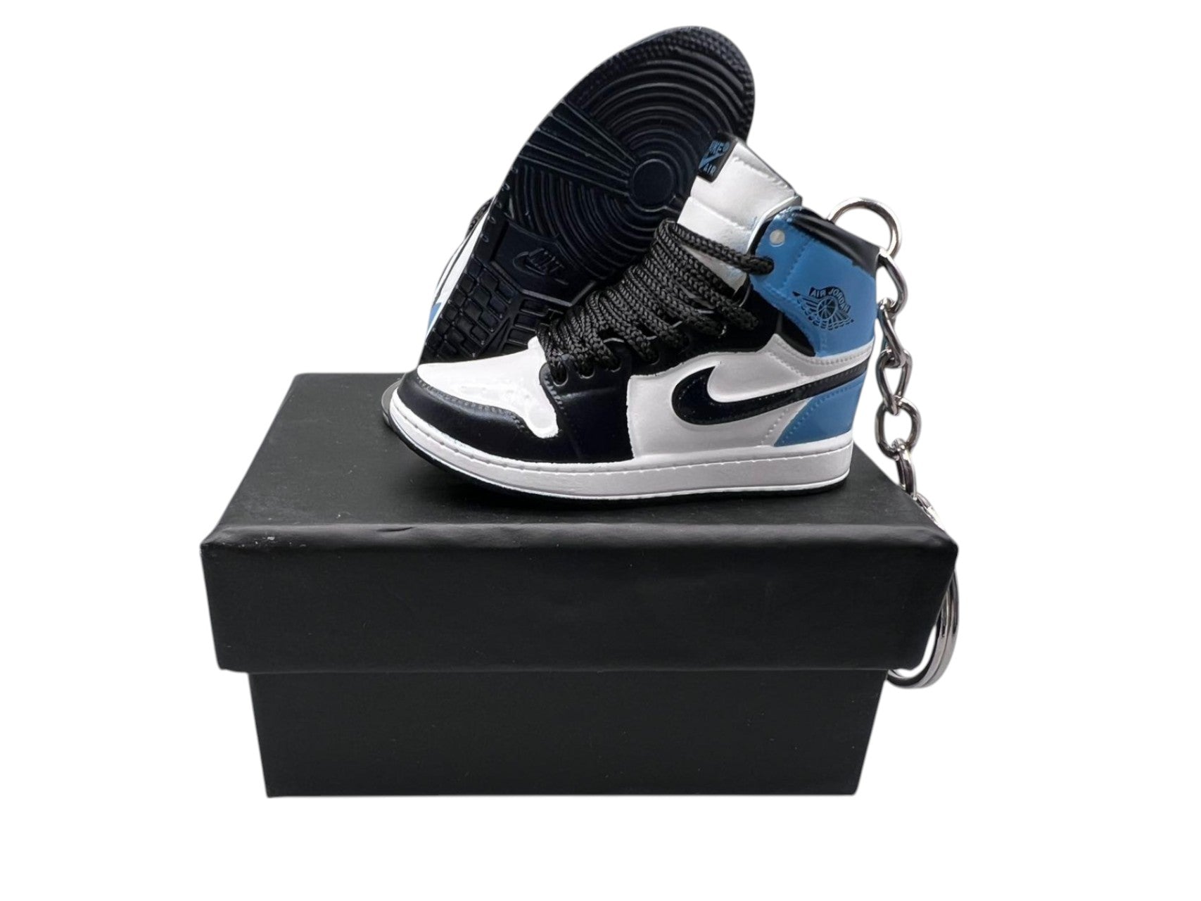 【Obsidian】Jordan 1 Shoe Keychain image 0