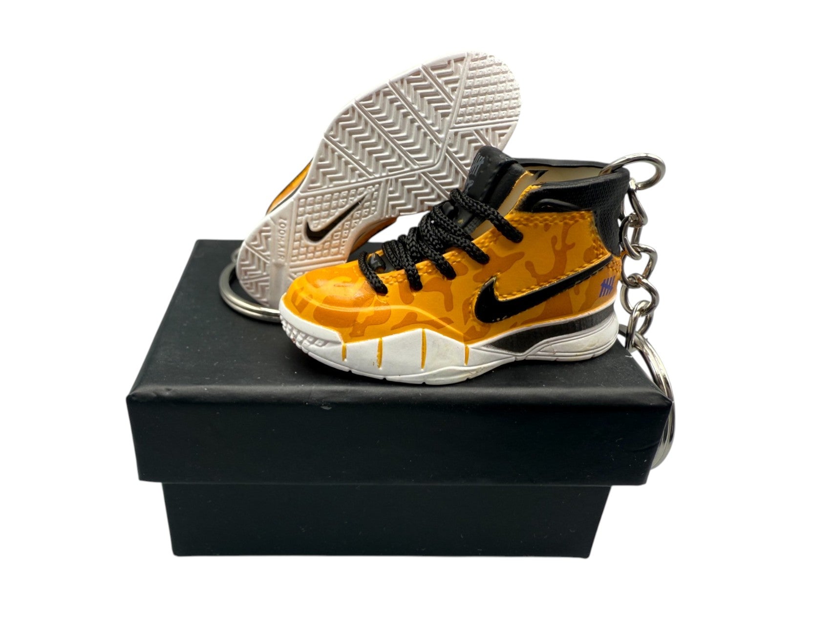 【Undefeated Yellow Camo (La Brea)】Kobe 1 Protro Sneaker Keychain image 0