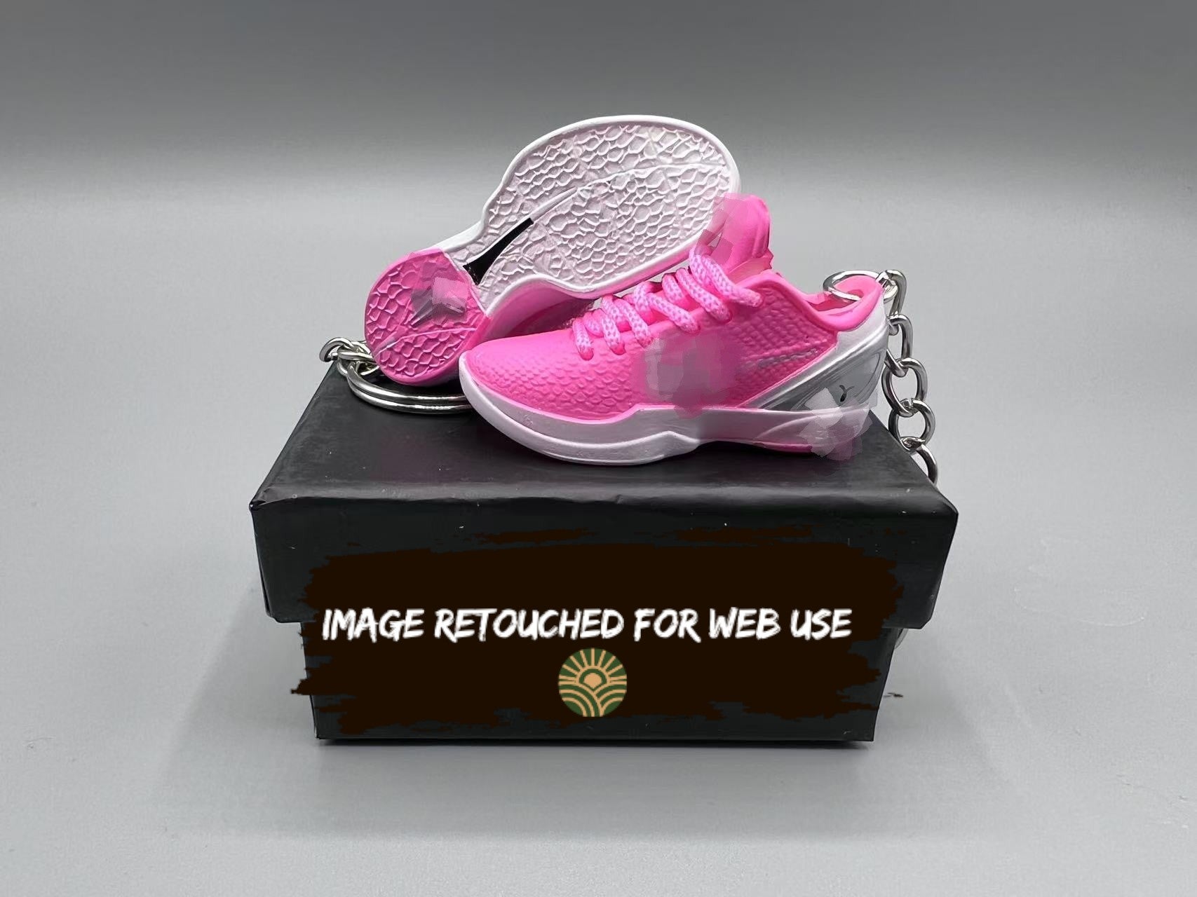 1:6 Mini Sneaker Keychain – Mamba Style “Pink Ribbon”
