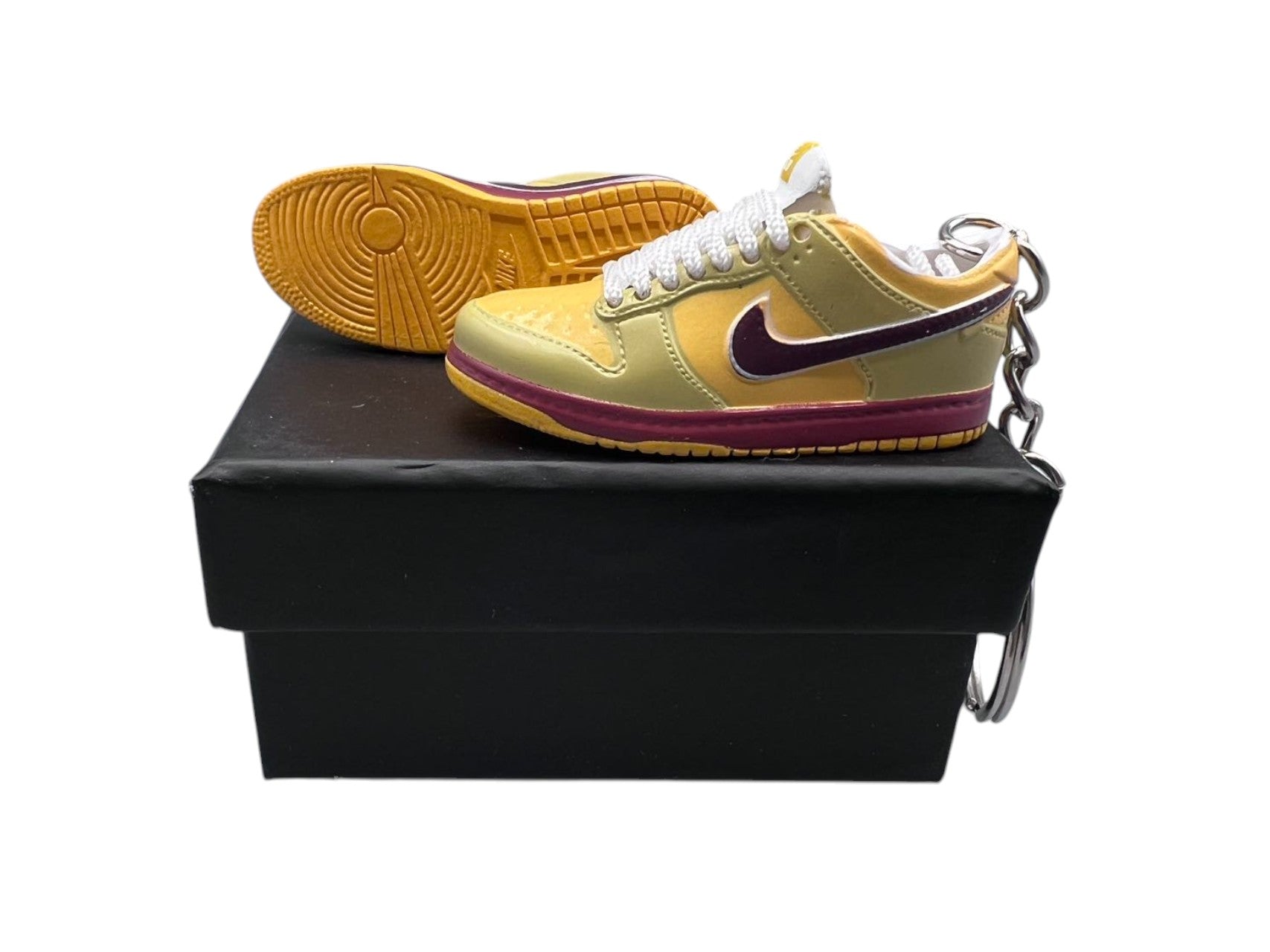 【Yellow Lobster】SB Dunk Shoe Keychain image 0