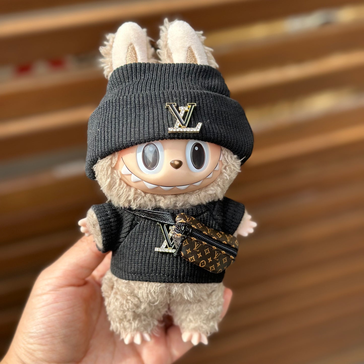Black Beanie-Popmart Labubu Clothes (No Purse)