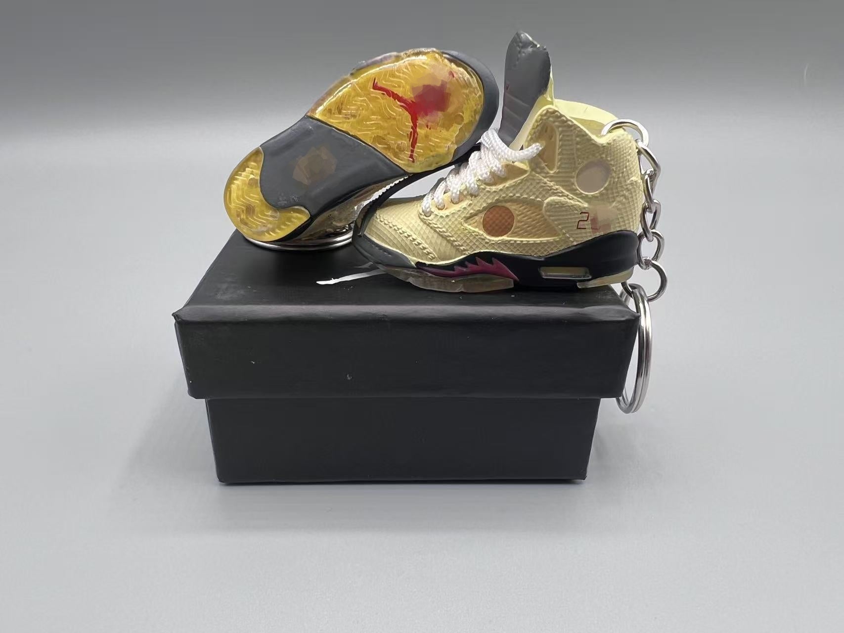 “Deconstructed Sail Cream” | Model J5