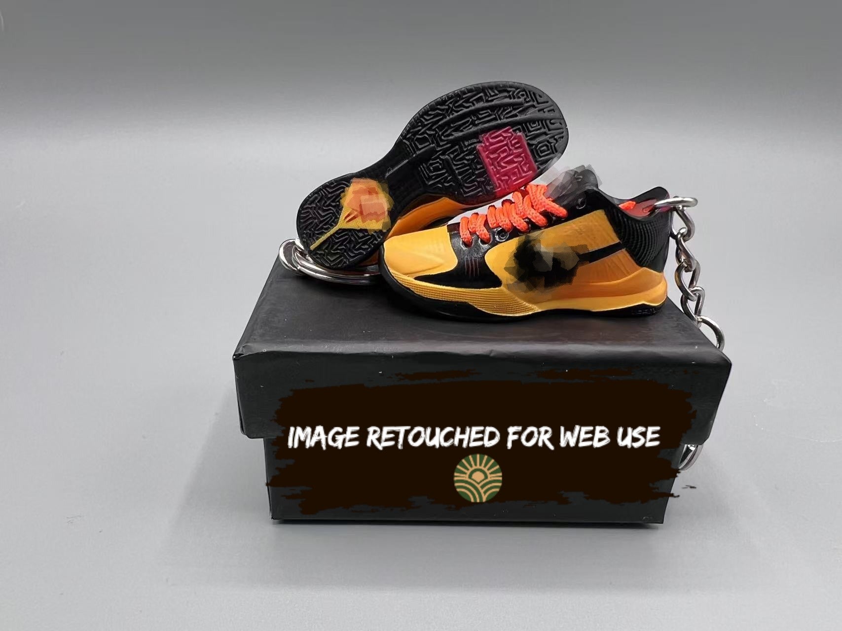 1:6 Mini Sneaker Keychain – Mamba Style “Yellow Strike/Tiger Flame"