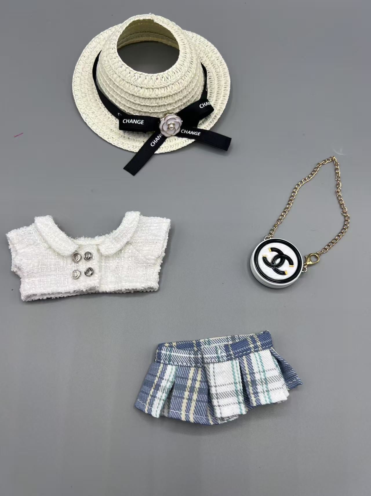Popmart Labubu Clothes + Bag Set