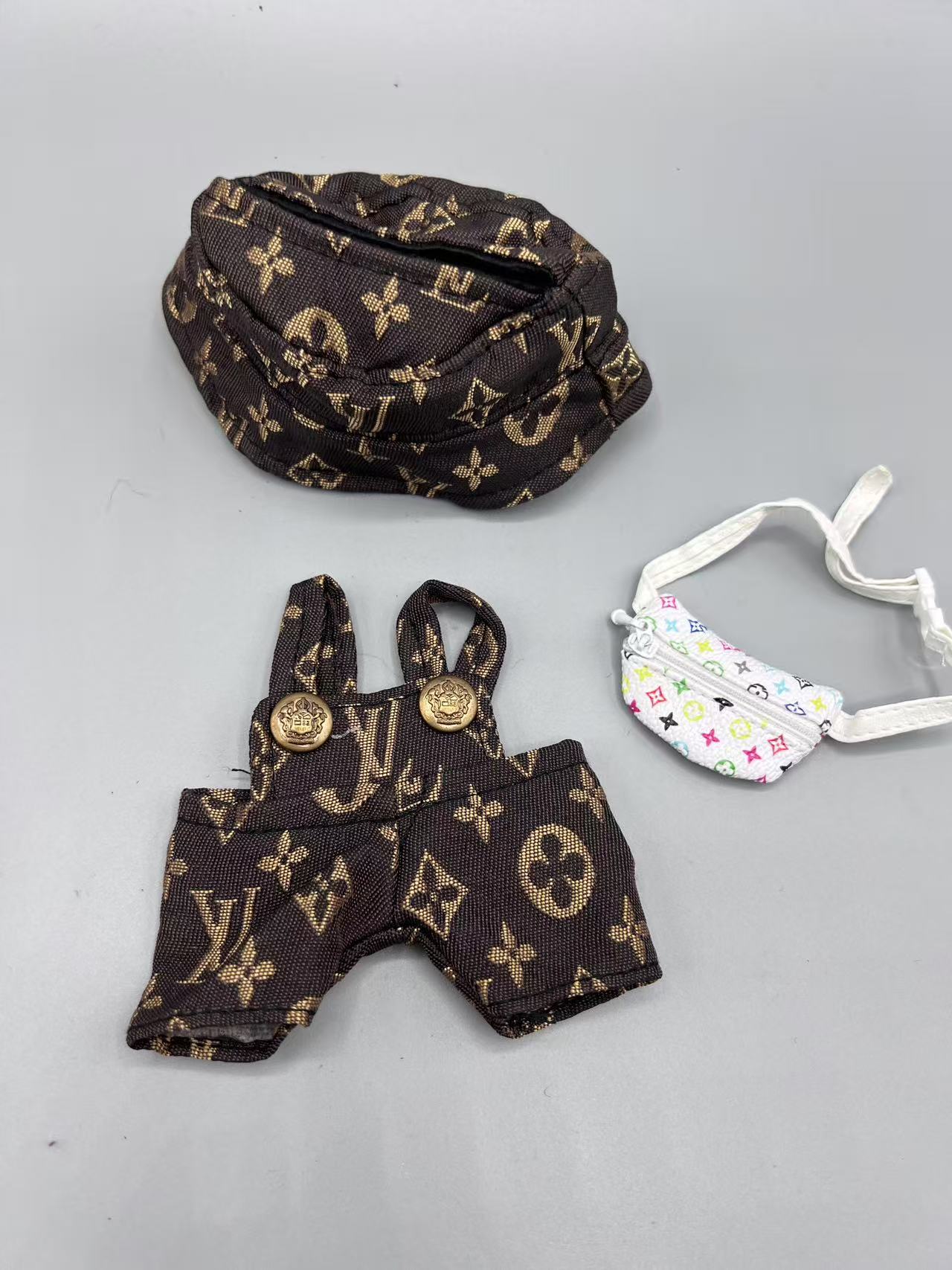 Popmart Labubu Clothes + Bag Set