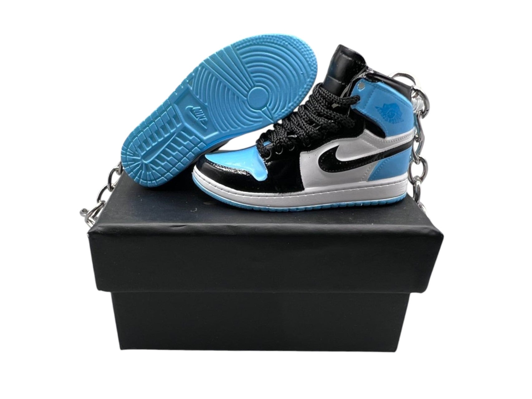 【UNC Patent】Jordan 1 Shoe Keychain image 0