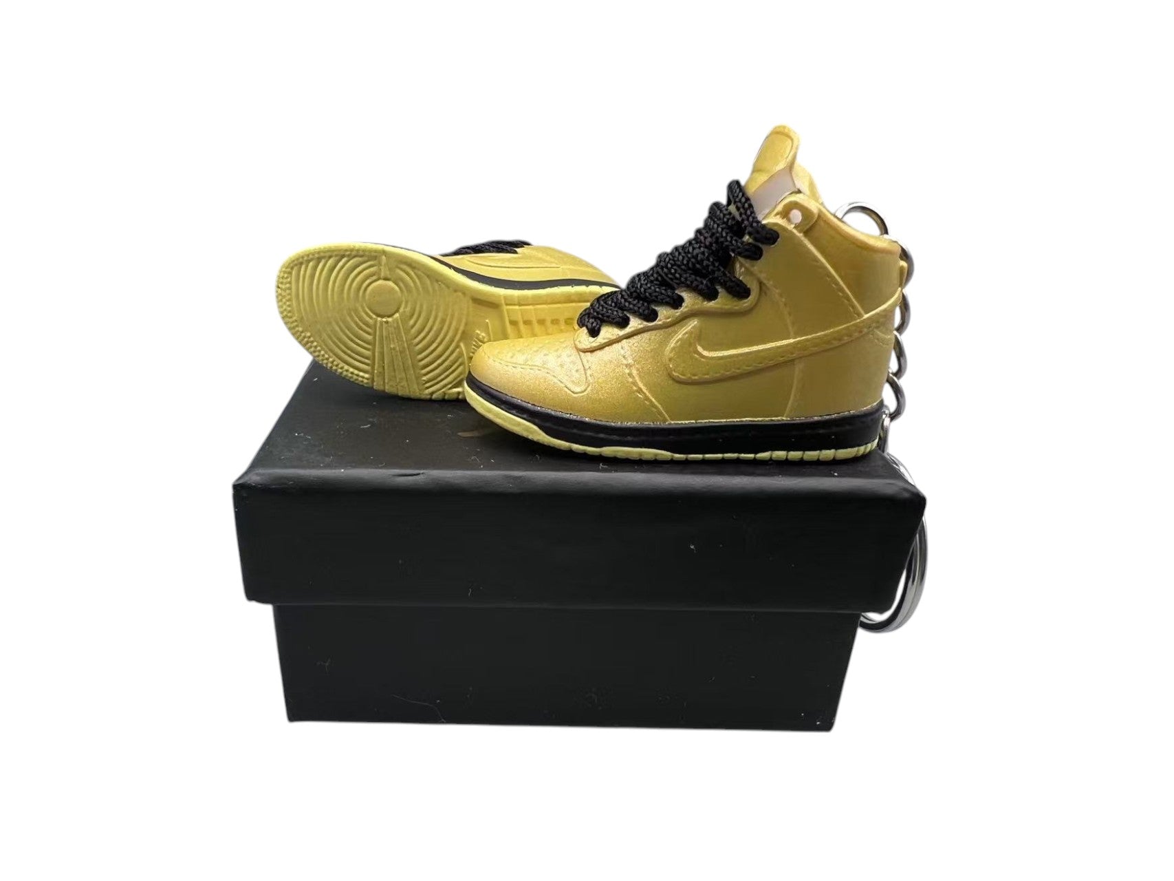 【Trumpet】SB Dunk High Sneaker Keychain image 0