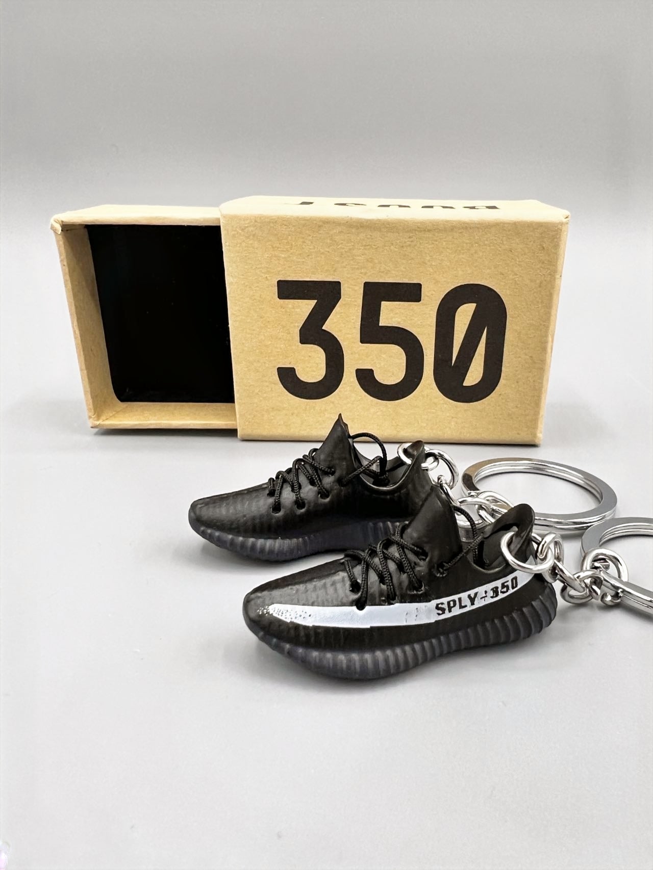 YZY 【Oreo】Shoe Keychain image 1
