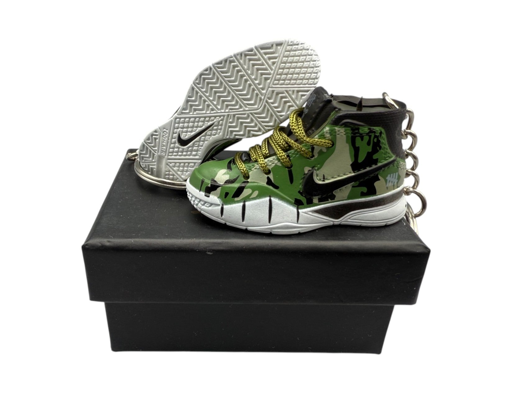 【Undefeated Camo】Kobe 1 Protro Sneaker Keychain image 0
