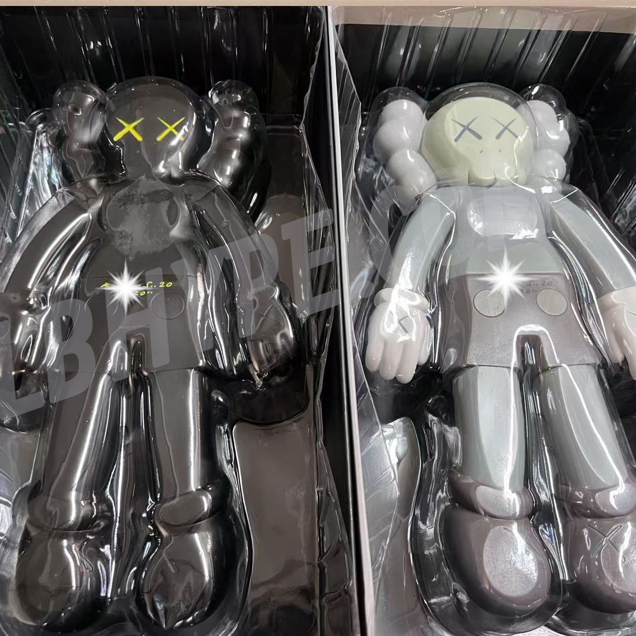 XX Kawed Inspired Companion Facedown Edition | 1:1 Premium Vinyl Art Toy