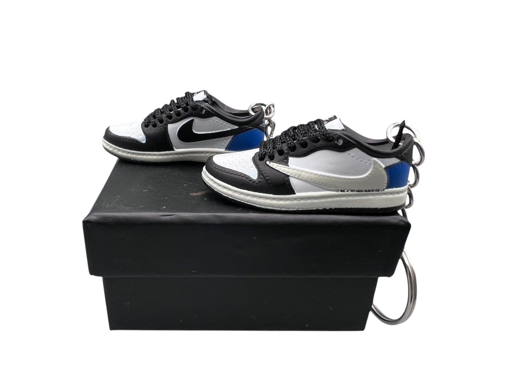 【Fragment Travis Scott 】Jordan 1 Shoe Keychain image 0
