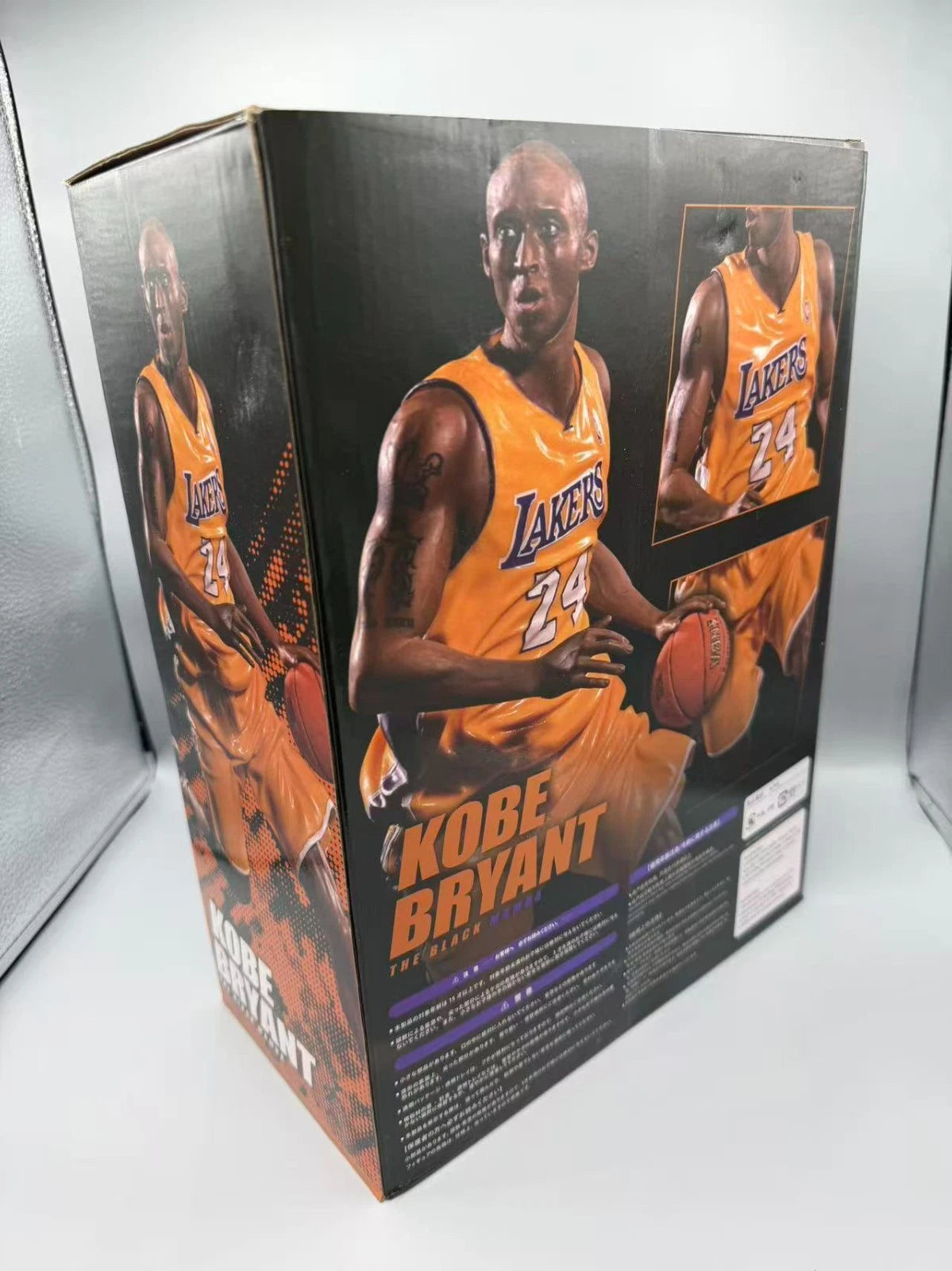 NBA Kobe Bryant Lakers 1/6 Scale Dribbling Statue Figurines 33cm / 13 Inch